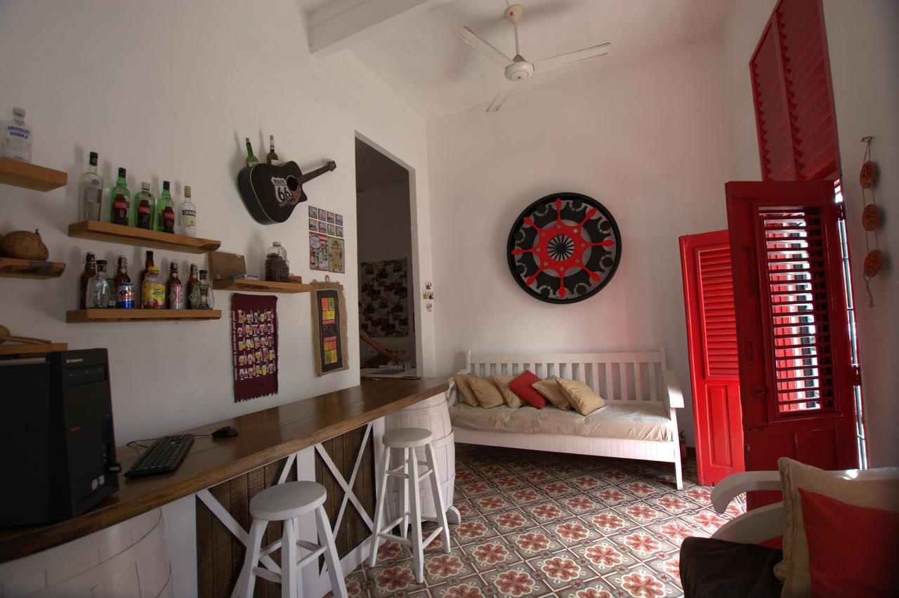 La Puerta Roja Guest House Santo Domingo Exterior photo