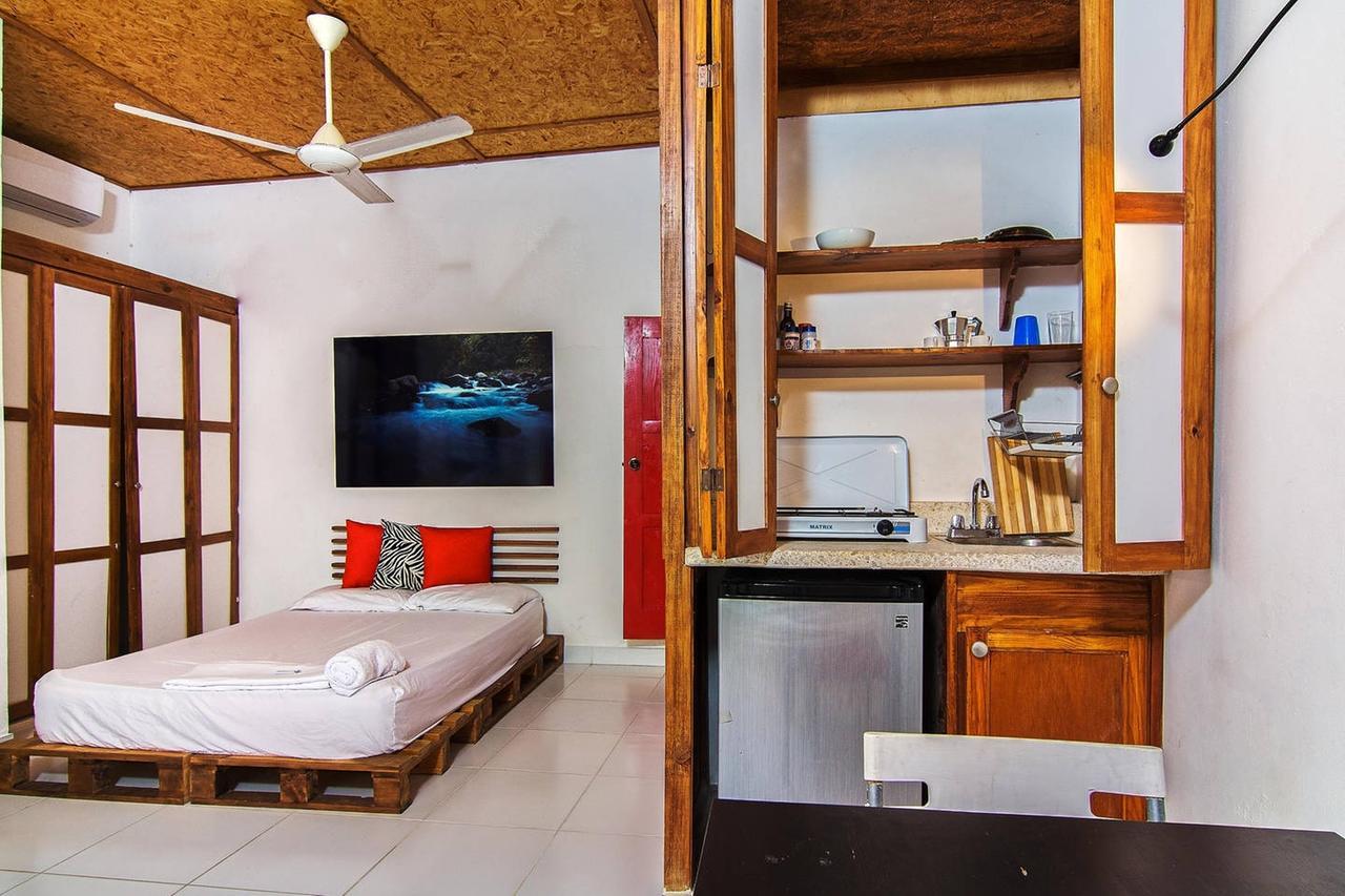 La Puerta Roja Guest House Santo Domingo Exterior photo