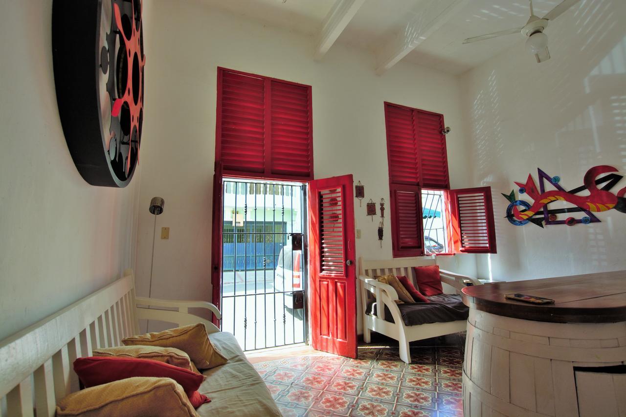 La Puerta Roja Guest House Santo Domingo Exterior photo